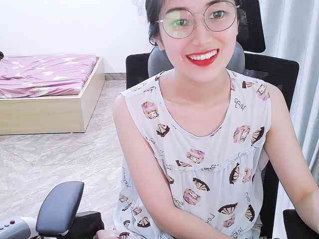 Bella099 webcam