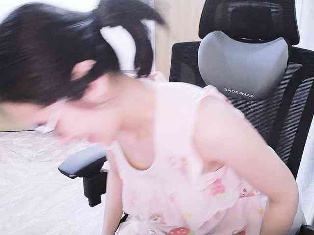 Bella099 webcam