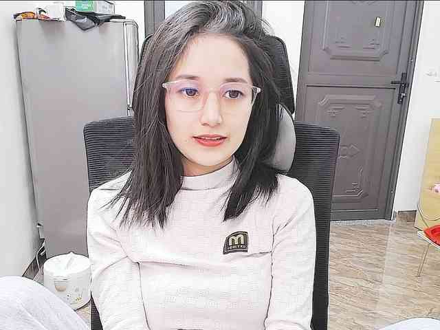 Bella099 webcam