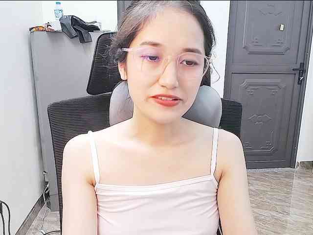 Bella099 webcam