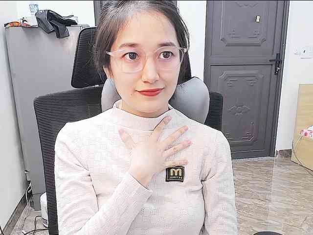 Bella099 webcam