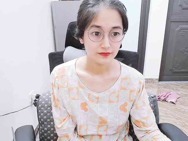 Bella099 webcam