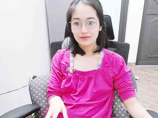 Hana099 Live Webcam on BongaCams