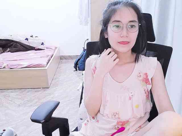Bella099 webcam