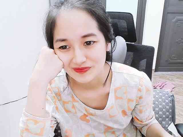 Bella099 webcam