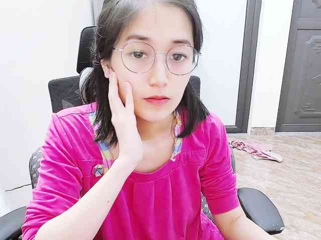 Bella099 webcam
