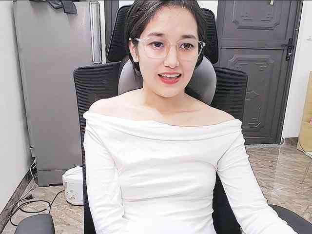 Bella099 webcam