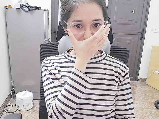 Bella099 webcam