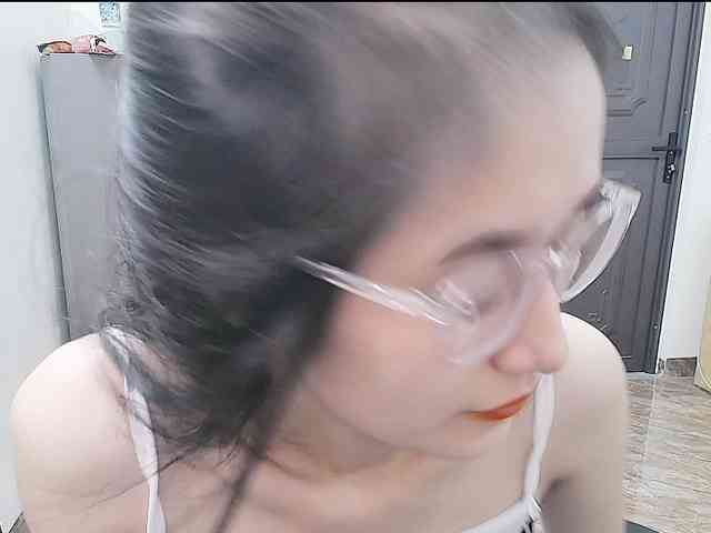 Bella099 webcam