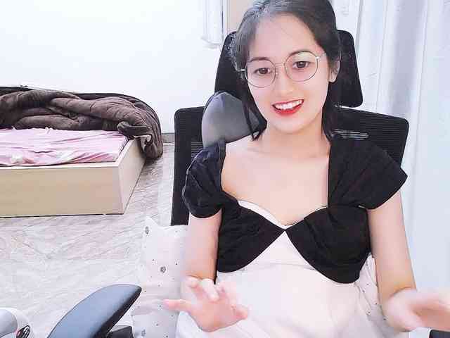 Bella099 webcam