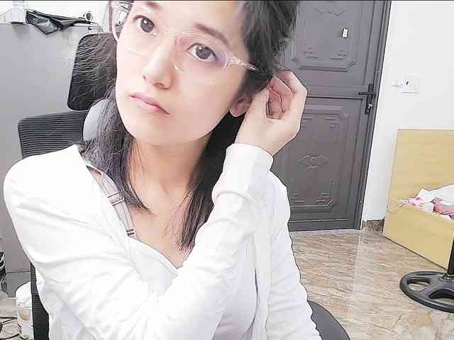 Bella099 webcam