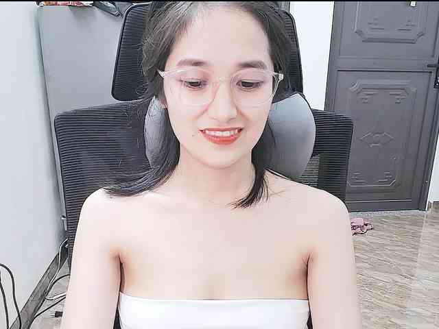 Bella099 webcam