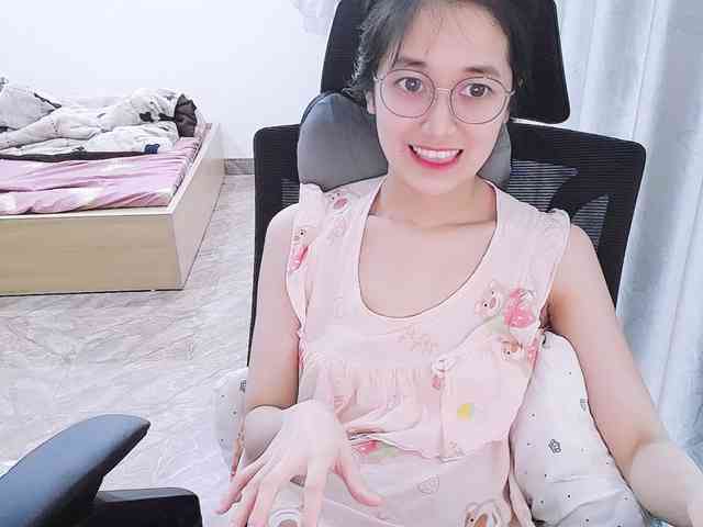 Bella099 webcam