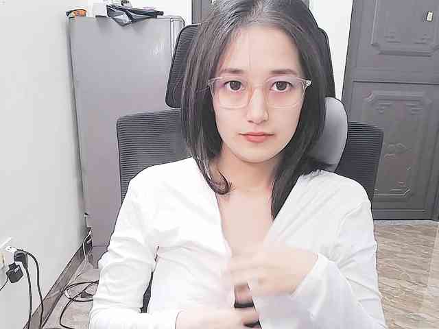 Bella099 webcam