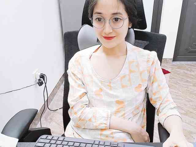 Bella099 webcam