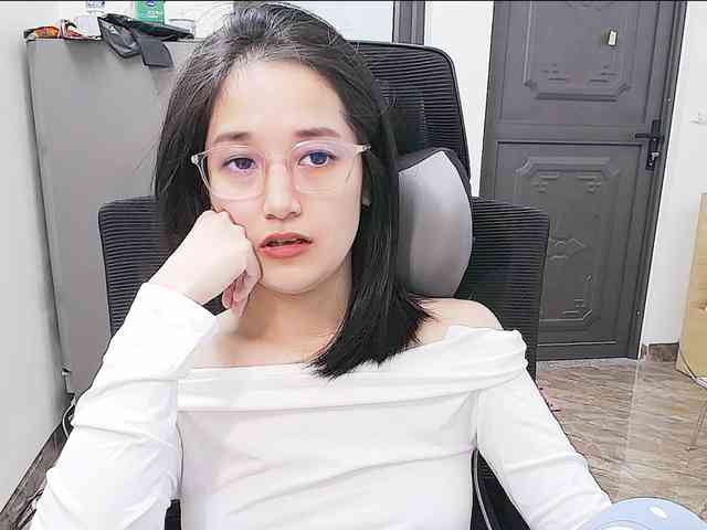 Bella099 webcam
