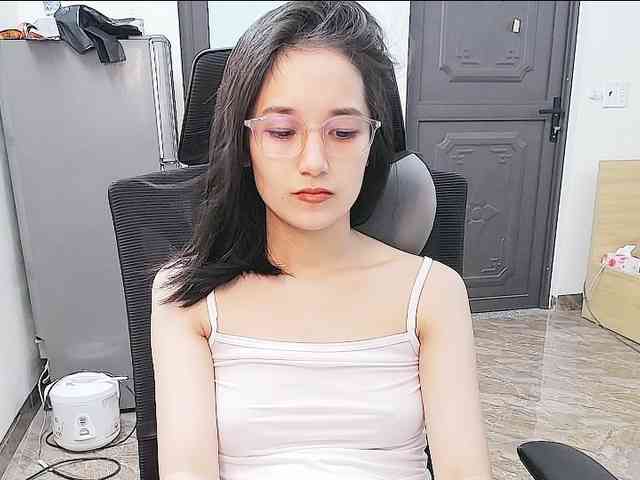 Bella099 webcam