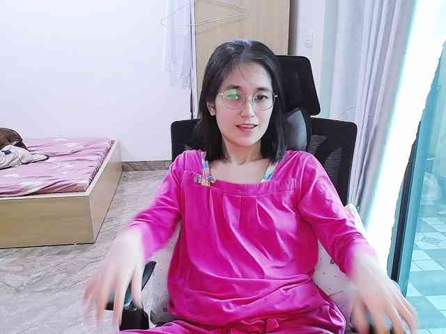 Bella099 webcam