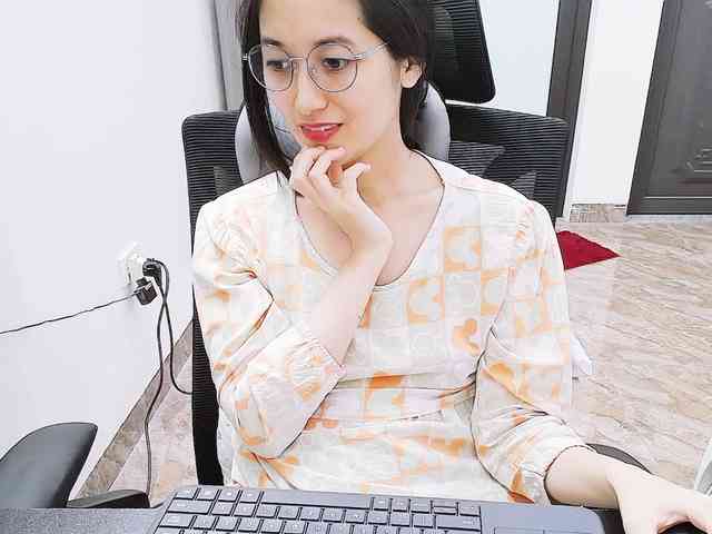 Bella099 webcam