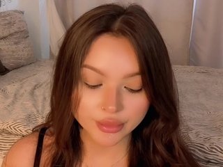 charming-peach Porn Show