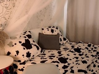charming-peach Porn Show
