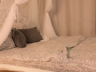 charming-peach Porn Show