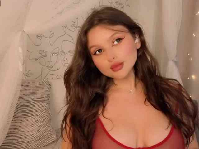 charming-peach webcam