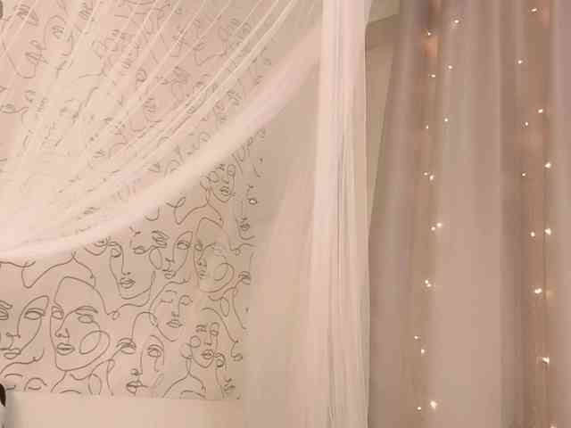 charming-peach webcam