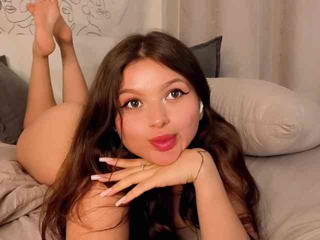 private sex webcam Charming-peach