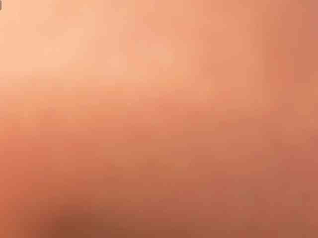 charming-peach webcam