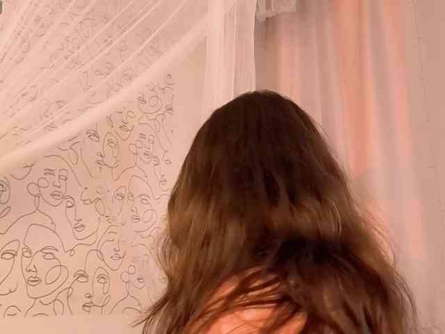 live chat porn Charming-peach