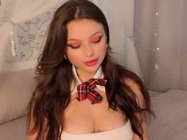 charming-peach webcam