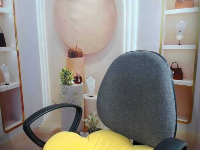 misthy's BongaCams show and profile