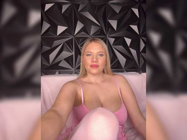 стрип от LYLAtop