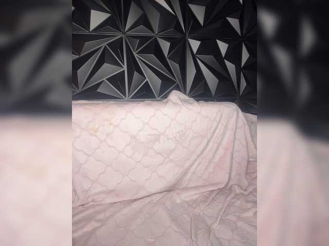 LYLAtop's BongaCams show and profile