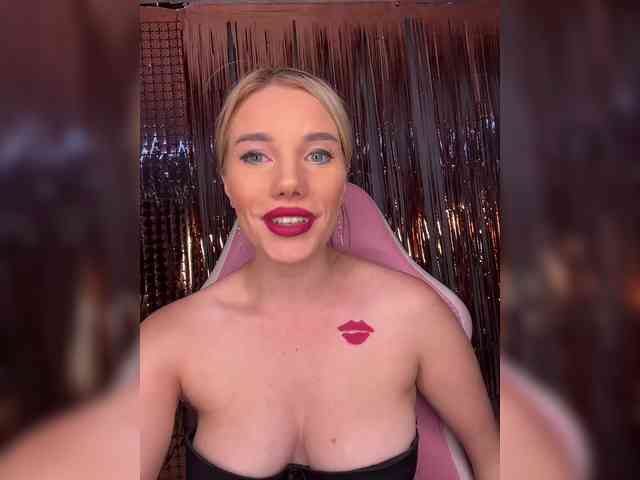 online web cam show LYLAtop