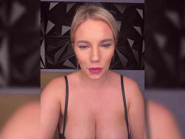 LYALAtop webcam