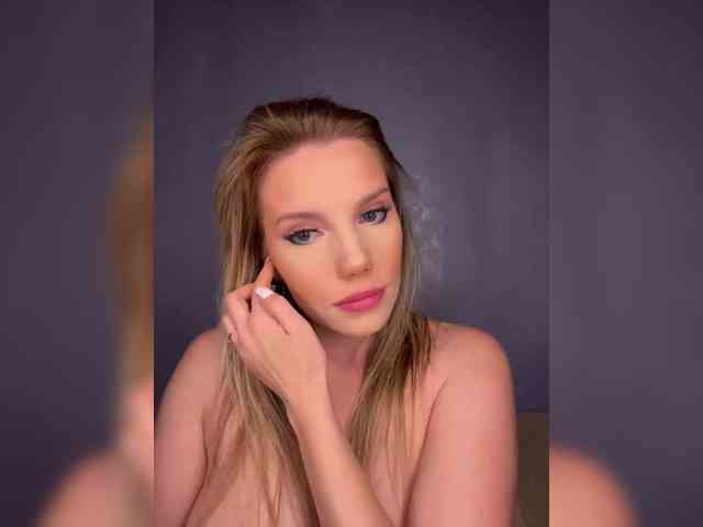 LYALAtop webcam