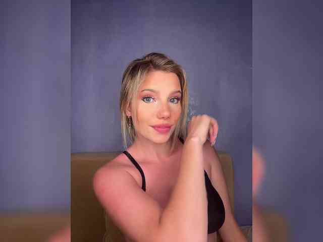 LYALAtop webcam