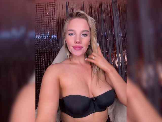 LYALAtop webcam