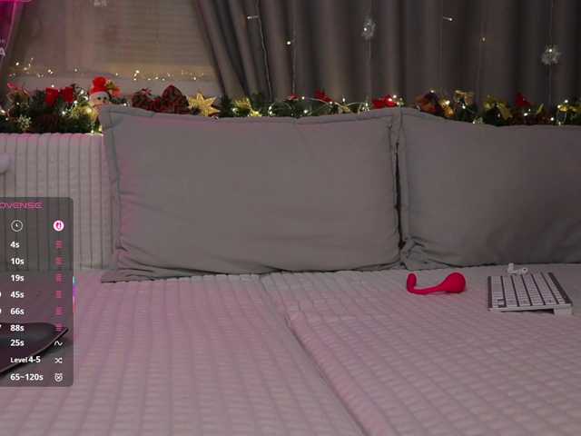 1-x's BongaCams show and profile