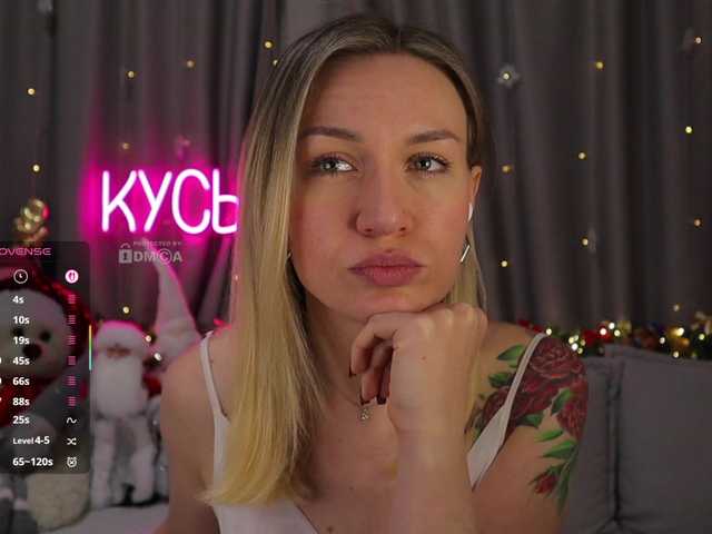 1-x's BongaCams show and profile