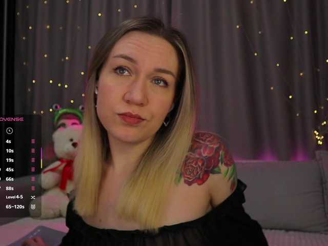 1-x's BongaCams show and profile