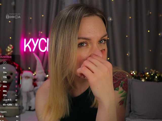 1-x's BongaCams show and profile