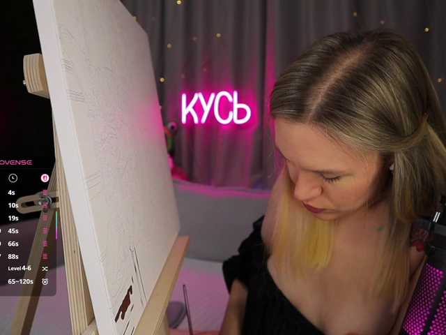 1-x's BongaCams show and profile