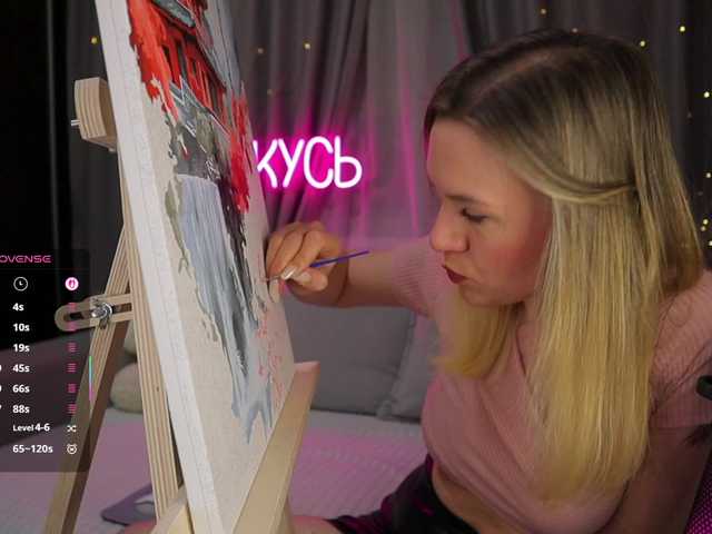 1-x's BongaCams show and profile