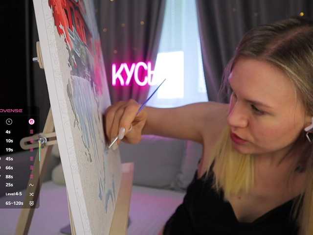 1-x's BongaCams show and profile