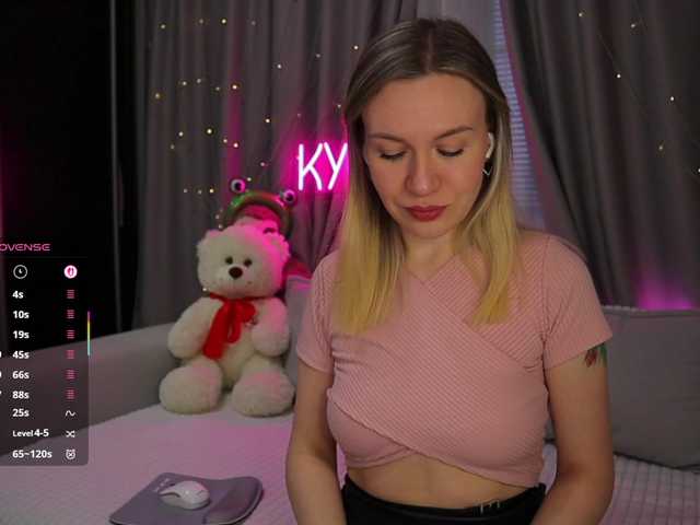 1-x's BongaCams show and profile