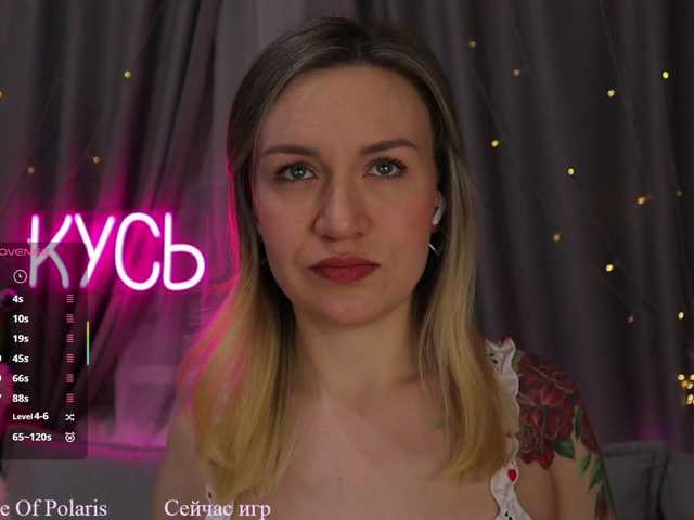 1-x's BongaCams show and profile