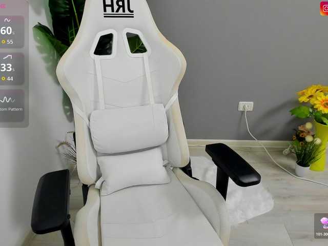 EveeEvian's BongaCams show and profile